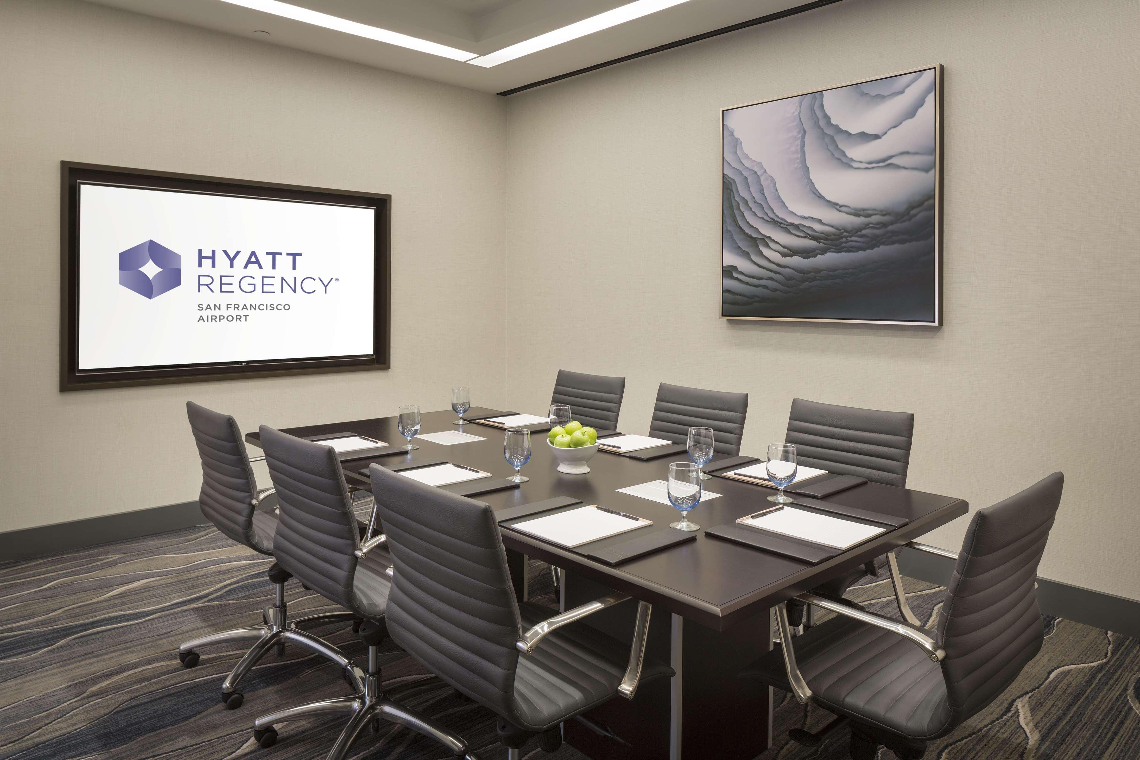 Hotel Hyatt Regency San Francisco Airport 4*